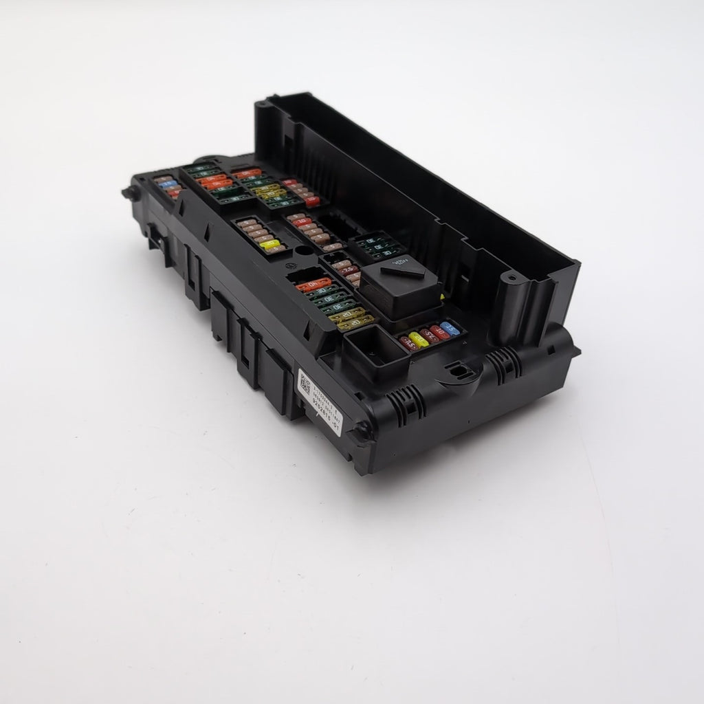 2011- 2016 BMW M5 550i 535i 528i BCM Body Control Module Fuse Box 9252815 OEM