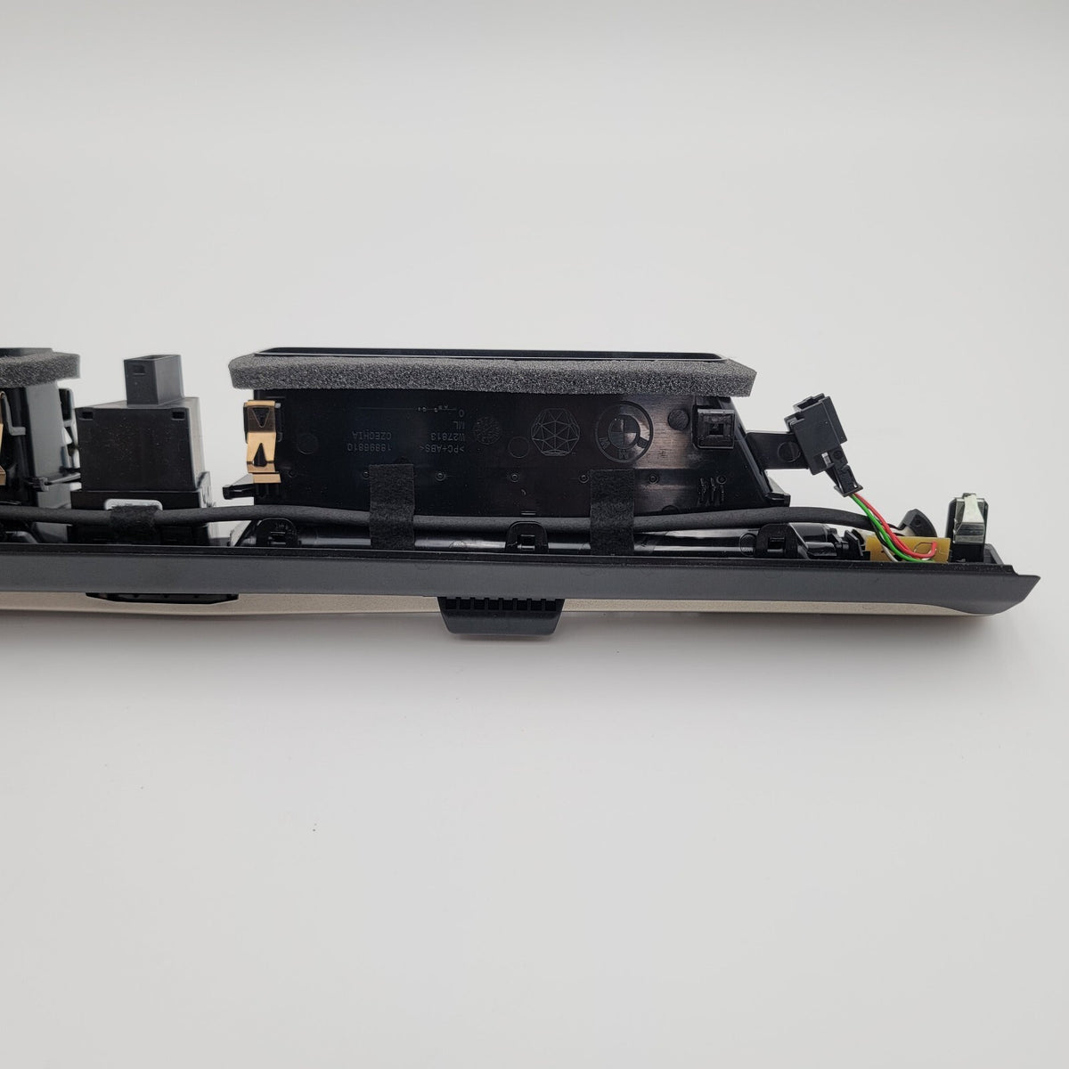 2021 - 2025 BMW iX I20 Front Dashboard Instrument Panel Air Vent 9490661