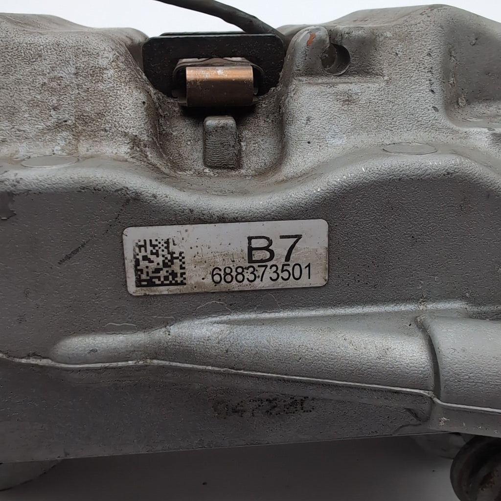 2017 - 2022 BMW 530i 540i G30 FRONT LEFT DRIVER SIDE BRAKE CALIPER OEM 6883735