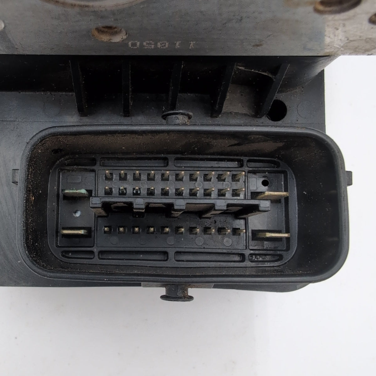 2015 Toyota Yaris ABS Anti Lock Brake Pump Control Unit 44540-52451
