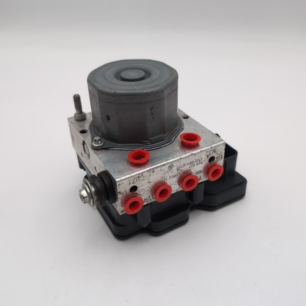 2014 2015 Mercedes CLA250 W117 2.0L Anti-Lock Brake ABS Pump Module A0094315212