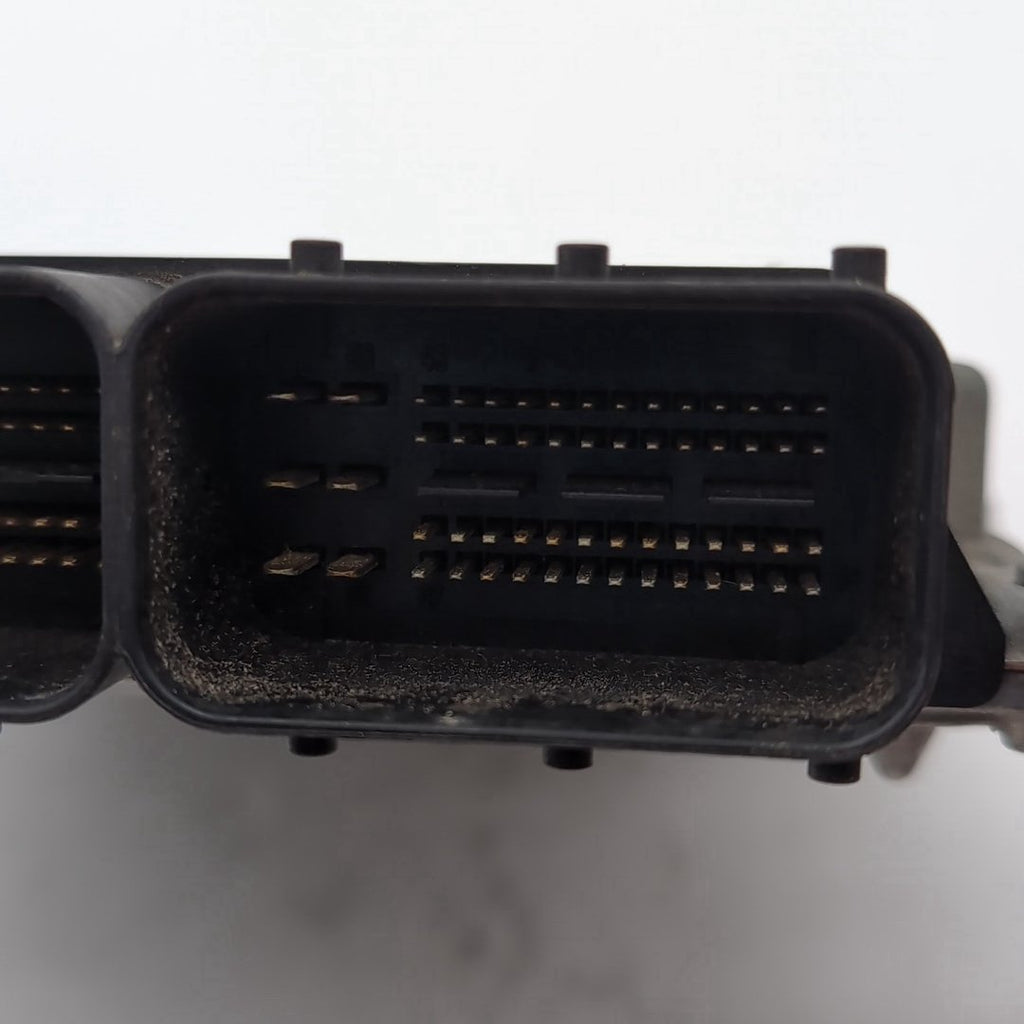 2015 2016 Mercedes C300 W205 Engine Computer Control Module A2749000800
