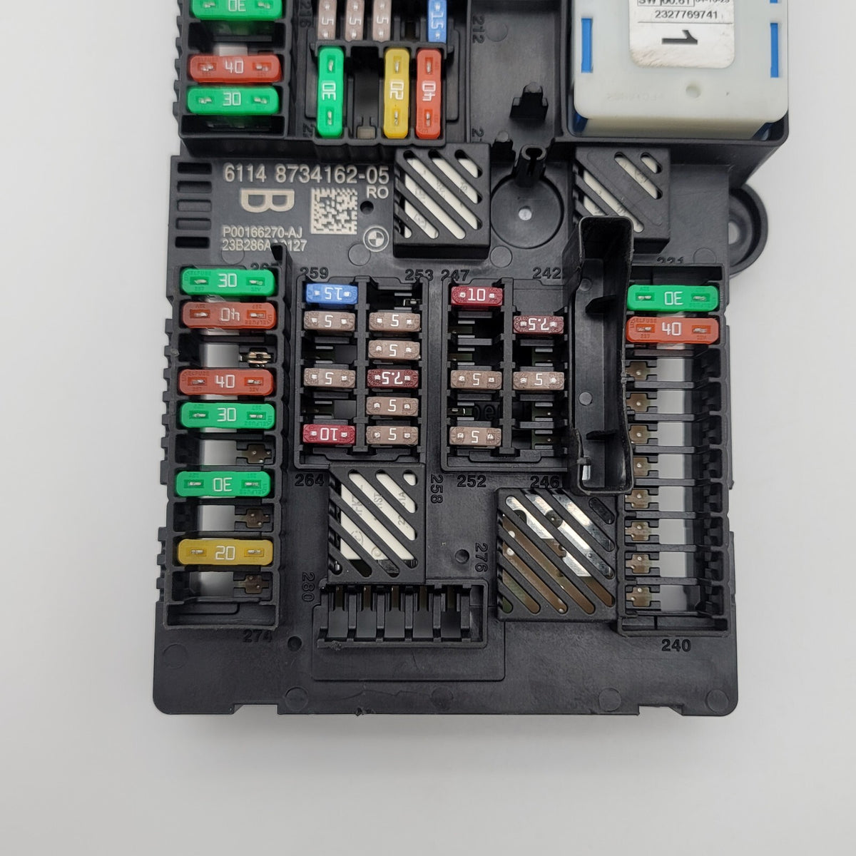 2024 BMW Z4 G29 REAR POWER DISTRIBUTION FUSE RELAY BOX