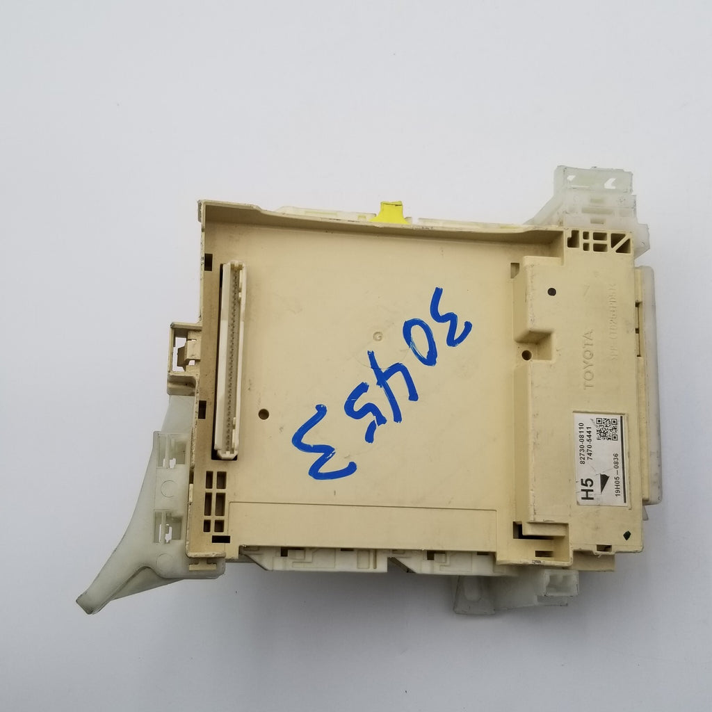 2018- 2020 Toyota Sienna 3.5L Driver Junction Block Inside Fuse Box 82730-08110
