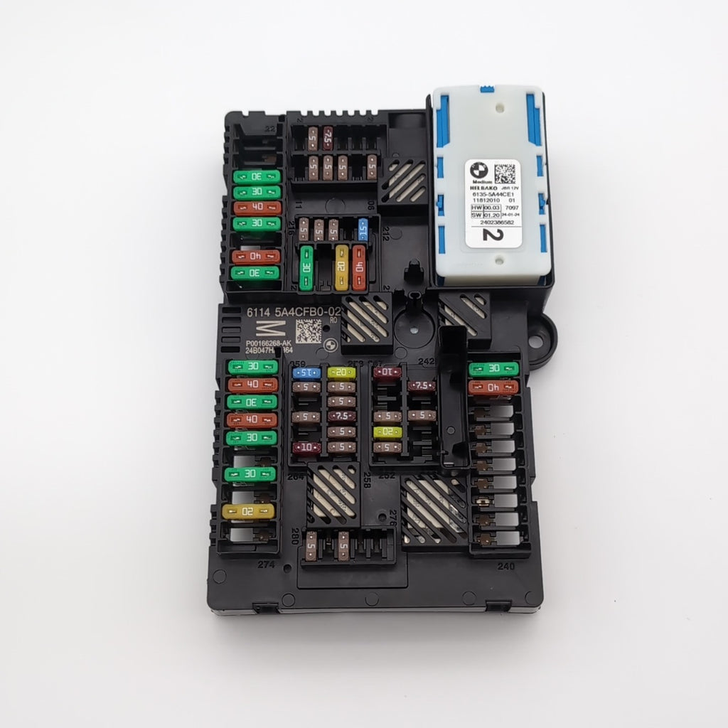 2024 BMW 330i 230I G42 G20 REAR POWER DISTRIBUTION FUSE Box 6114 5A4CFB0 - 02