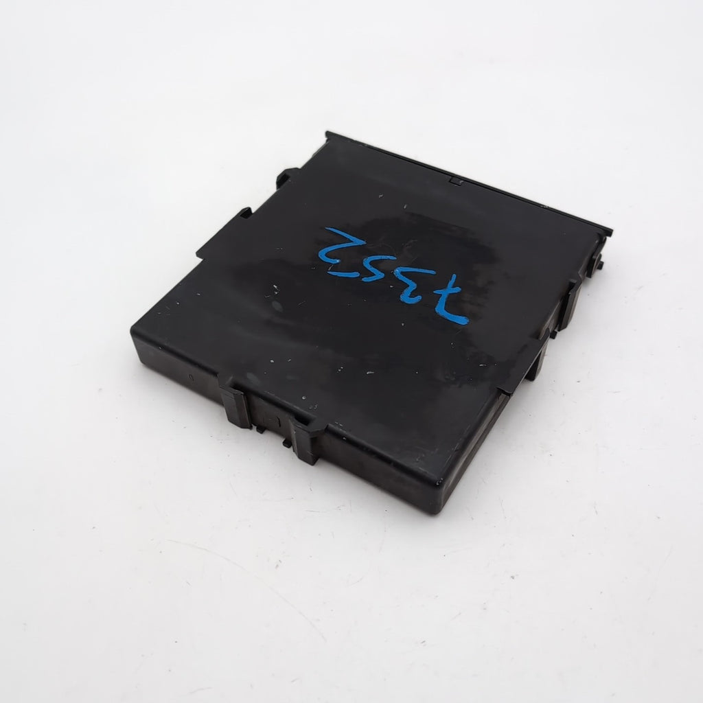 2016 2017 2018 Lexus ES350 Smart Key Keyless Entry Control Module 89990-33611