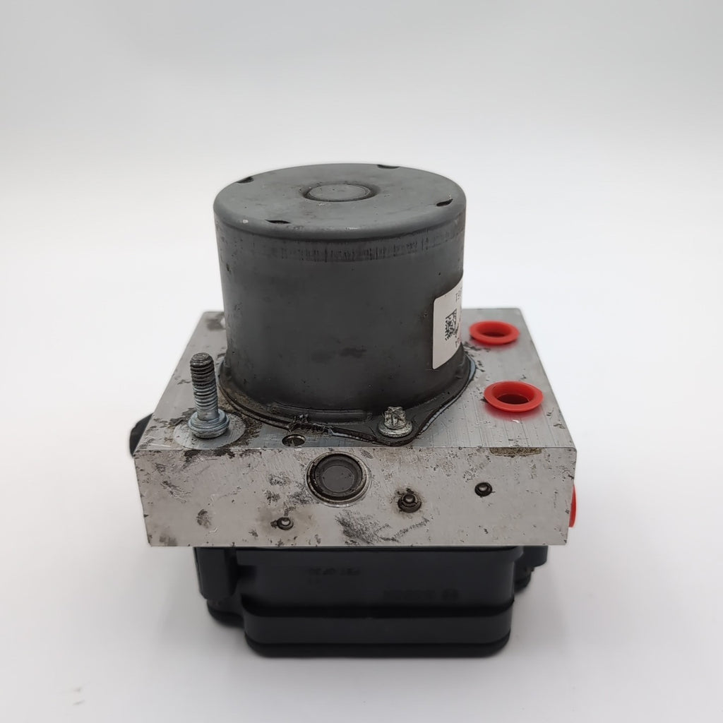 2014 Chrysler Town & Country ABS Anti Lock Brake Pump Control Unit 68443867AA