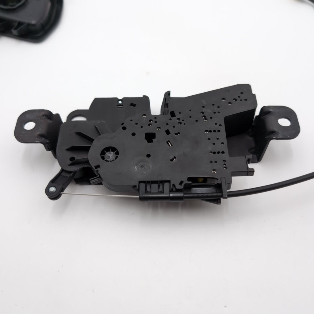 2019 - 2025 BMW 330i G20 G22 G80 G82 Trunk Liftgate Lock Latch Striker 7383283