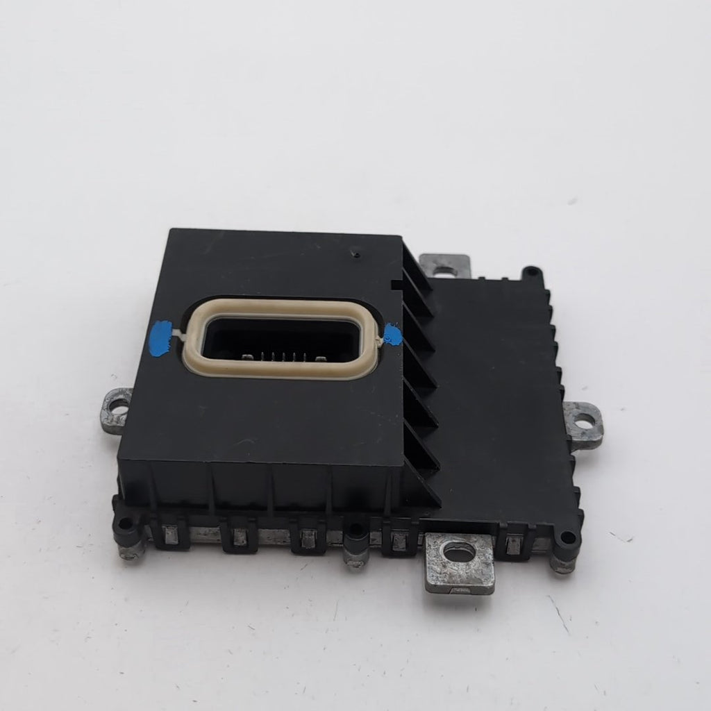 2010 2011 2012 Mercedes GLK350 Bi-Xenon Headlight Control Module A2048708326