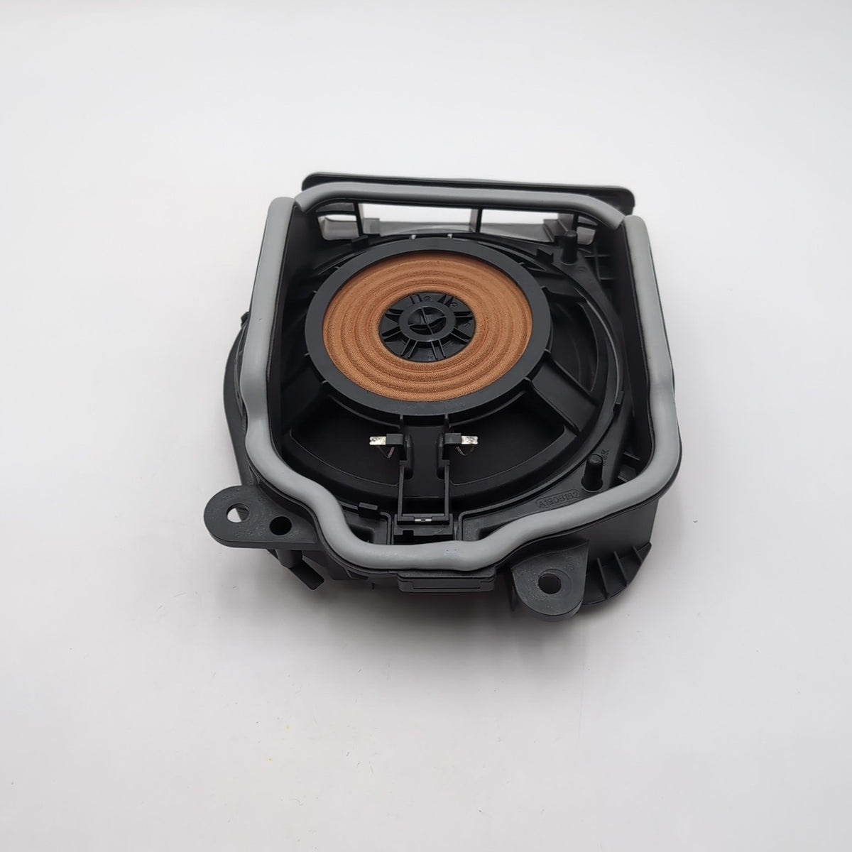 2024 2025 2026 BMW 530i 540i G60 Left Subwoofer Speaker 5AFAF87