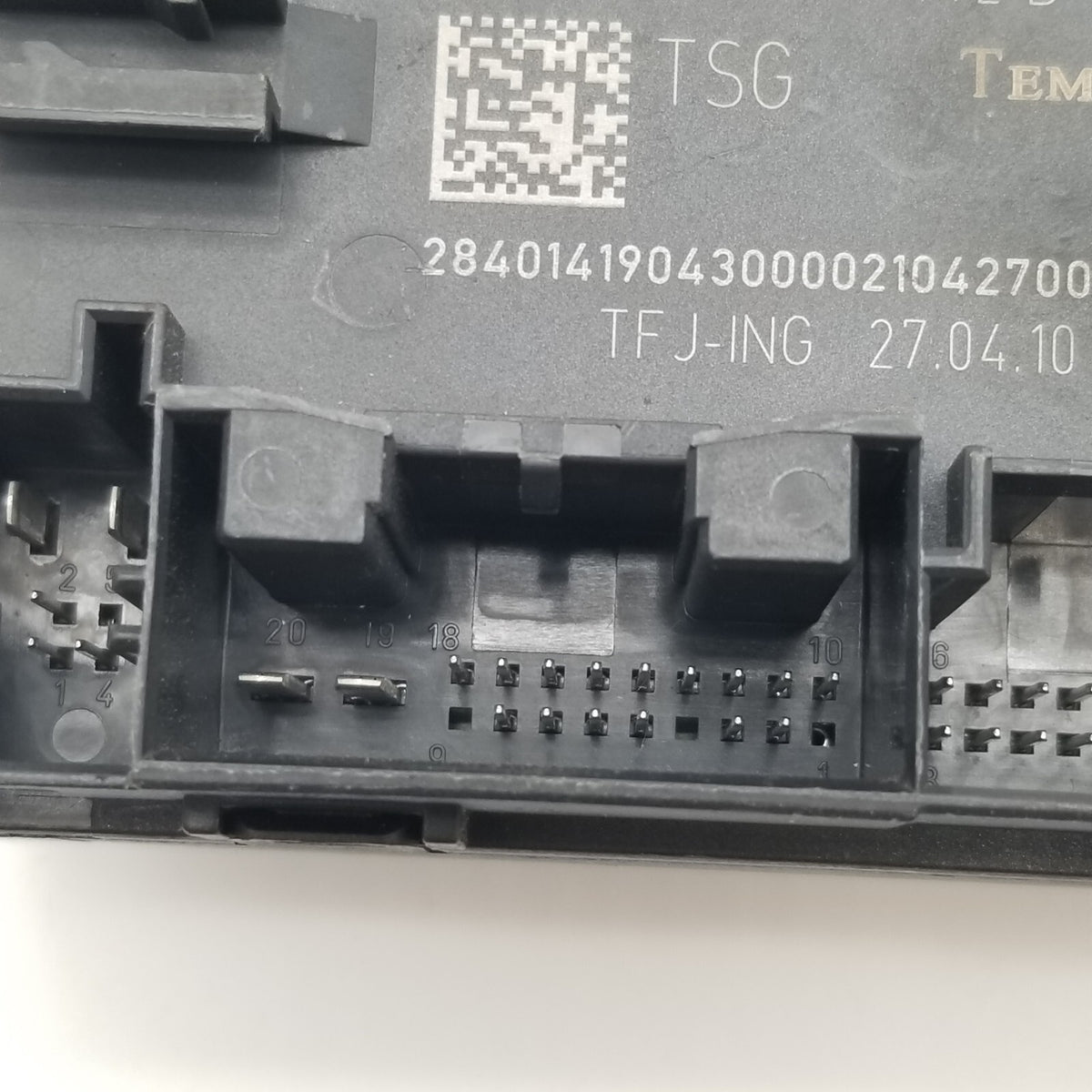 2007 2008 2009 Audi Q7 Right Front Door Module 4F0959792R
