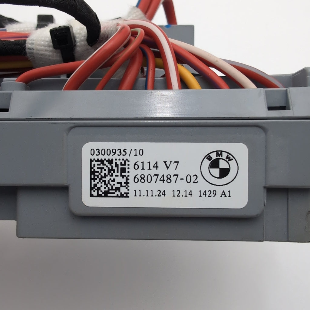 2019 - 2026 BMW X5 X6 X7 XM G20 G26 G42 G87 M3 Front Power Distribution Fuse Box