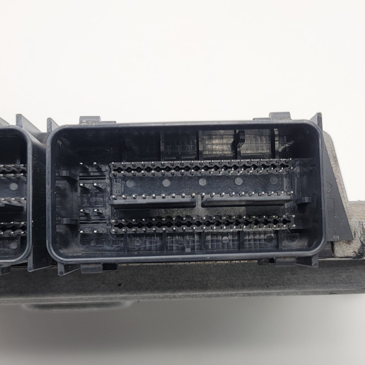 2021 2022 2023 Jeep Wrangler 2.0L 4x4 Hybrid Engine Control Module 68403898AD