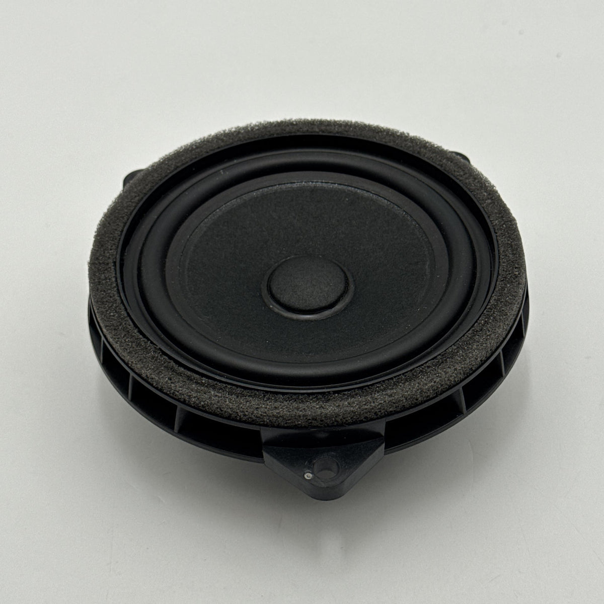 2022 2023 2024 2025 BMW X1 X2 ALEV1 Front Rear Door Midrange Speaker 9442520
