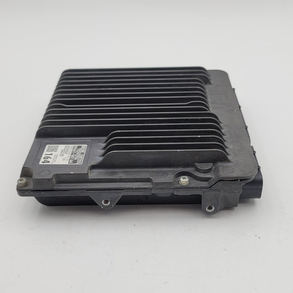 2017 Toyota Sienna Engine Computer Control Module ECU 89661-08164