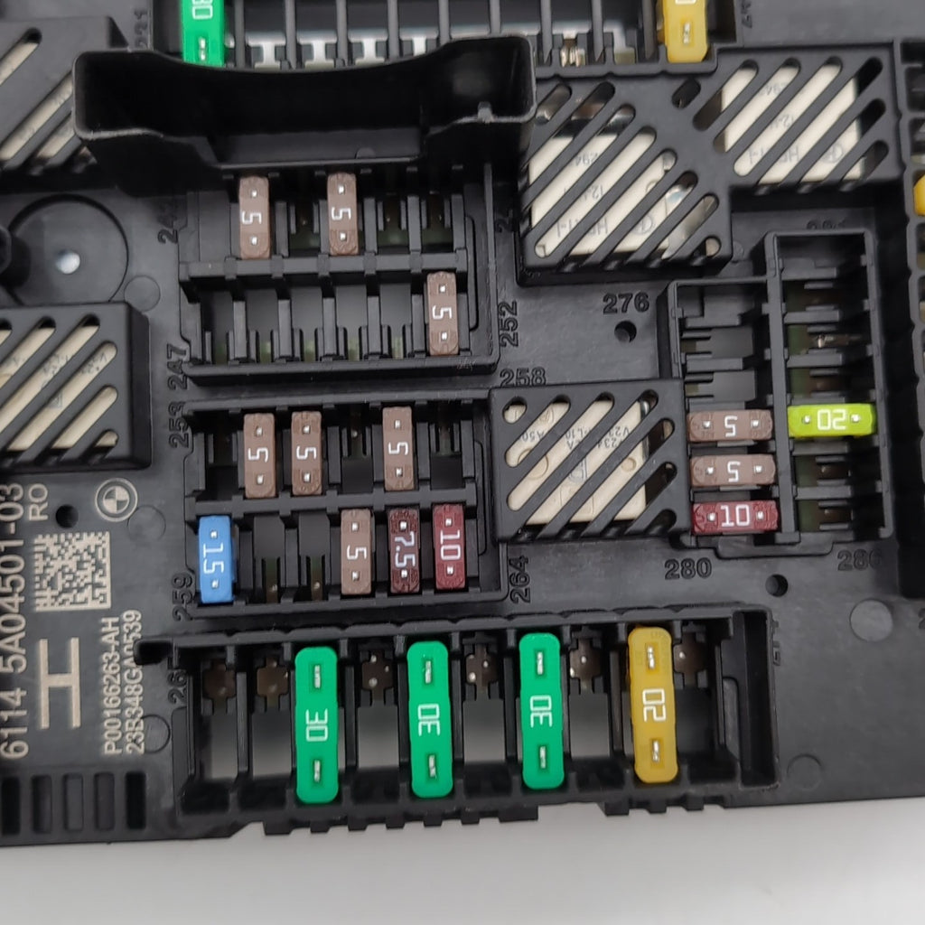 2022 2023 2024 2025 BMW X3 X4 G02 Power Distribution Fuse Box Module 5A04501