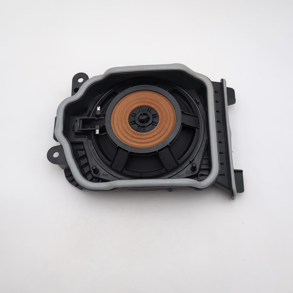 2024 2025 2026 BMW 530i 540i G60 Left Subwoofer Speaker 5AFAF87