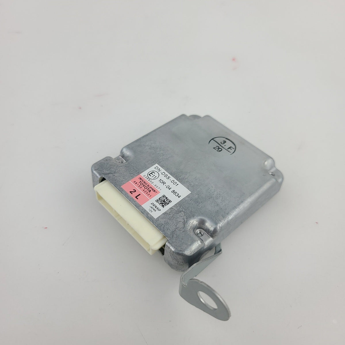 2017 Toyota RAV-4 Hybrid Control Module OEM 88150-42021