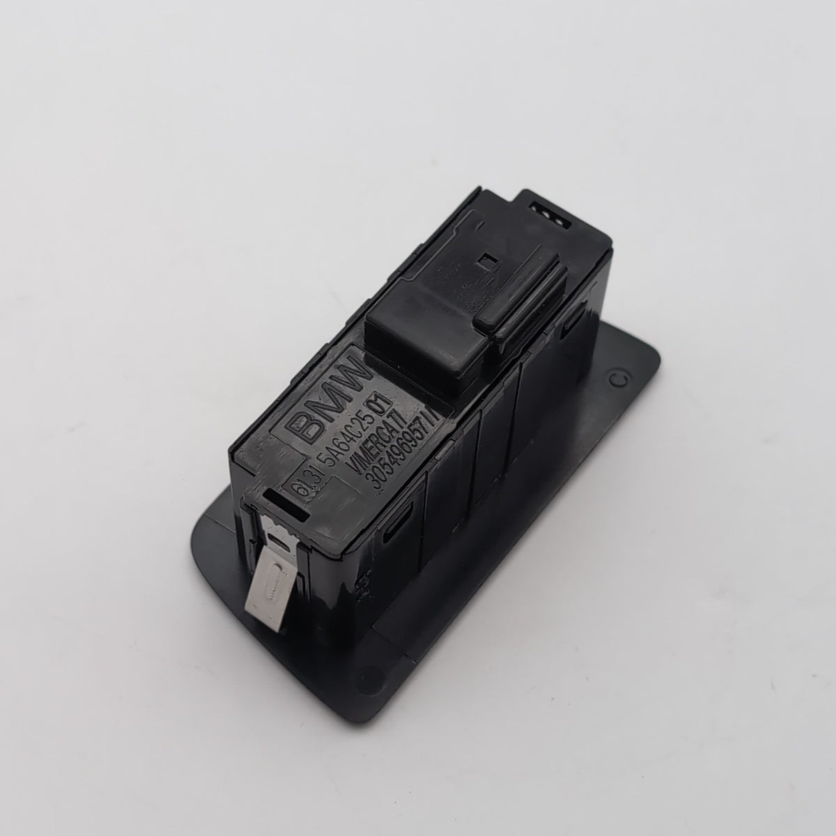 2023 - 2026 BMW G20 G26 XM X3 X5 X6 X7 Rear Trunk Open Close Switch 5A64C25