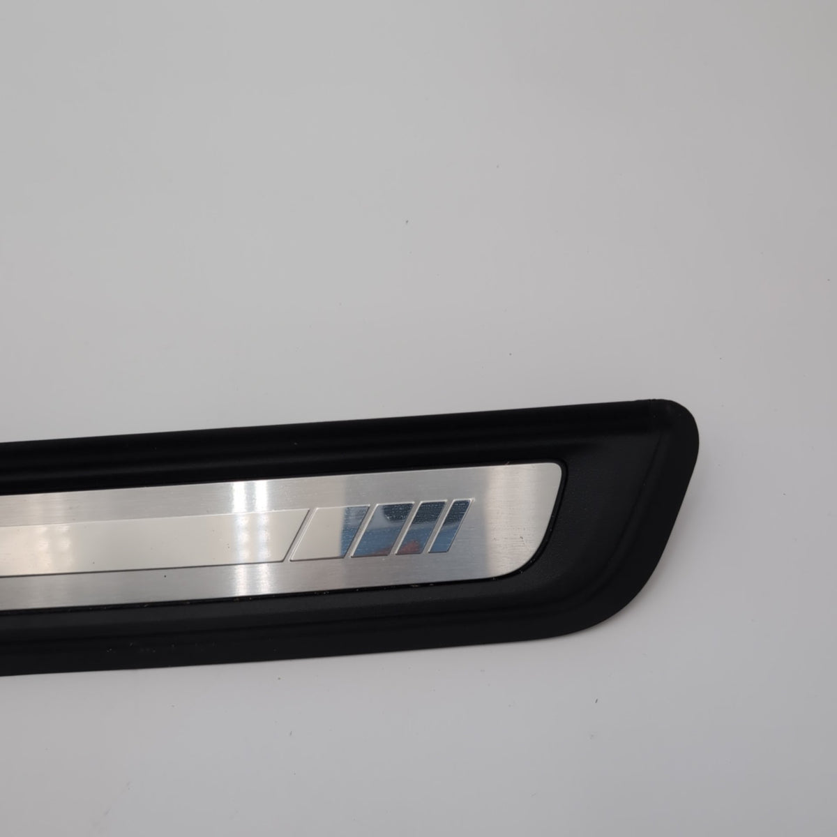 2019 - 2026 BMW G20 G26 M Sport Front Door Sill Scuff Plate Trim Set 8079739