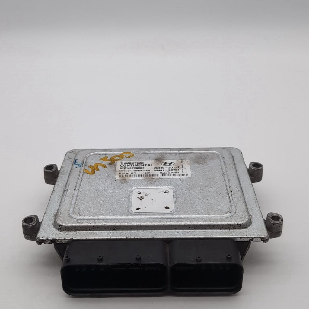 2016 2017 2018 Hyundai Tucson Transmission Control Module TCM 95440-2D721