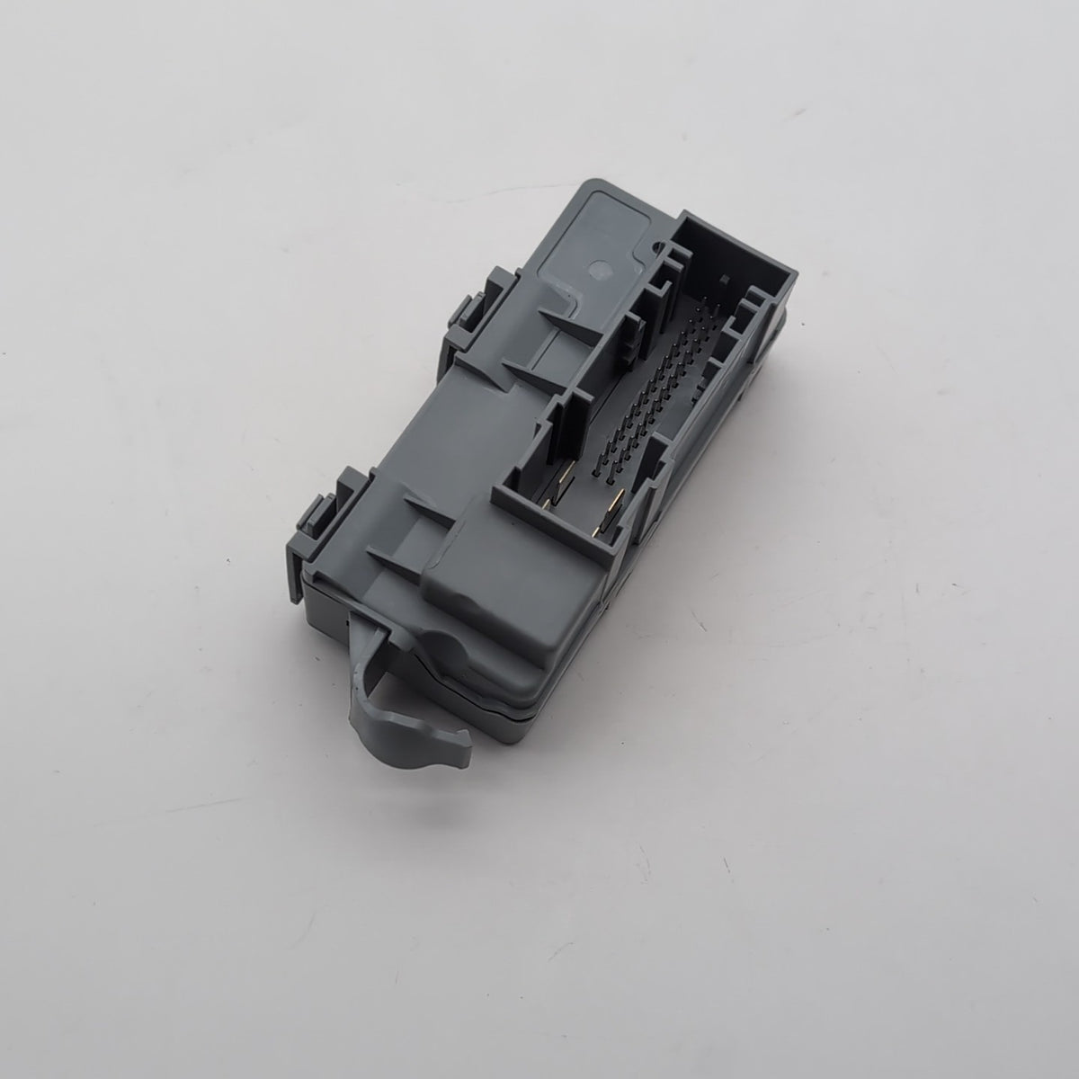 2022 - 2026 BMW X1 X2 Mini Cooper Countryman Power Distribution Box LIN Module