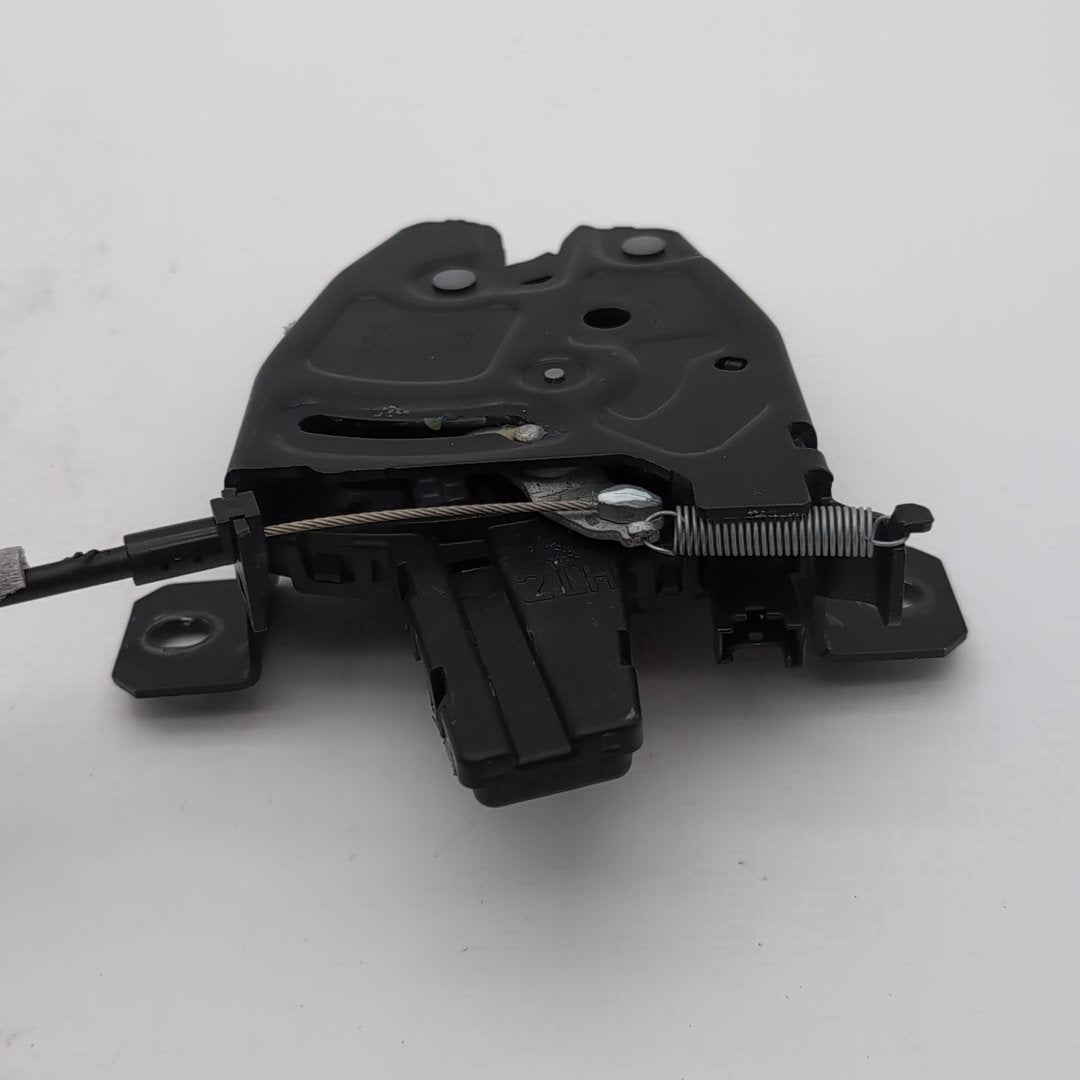 2019 - 2026 BMW X5 X7 Trunk Lid Tailgate Rear Left Trunk Latch Actuator Motor