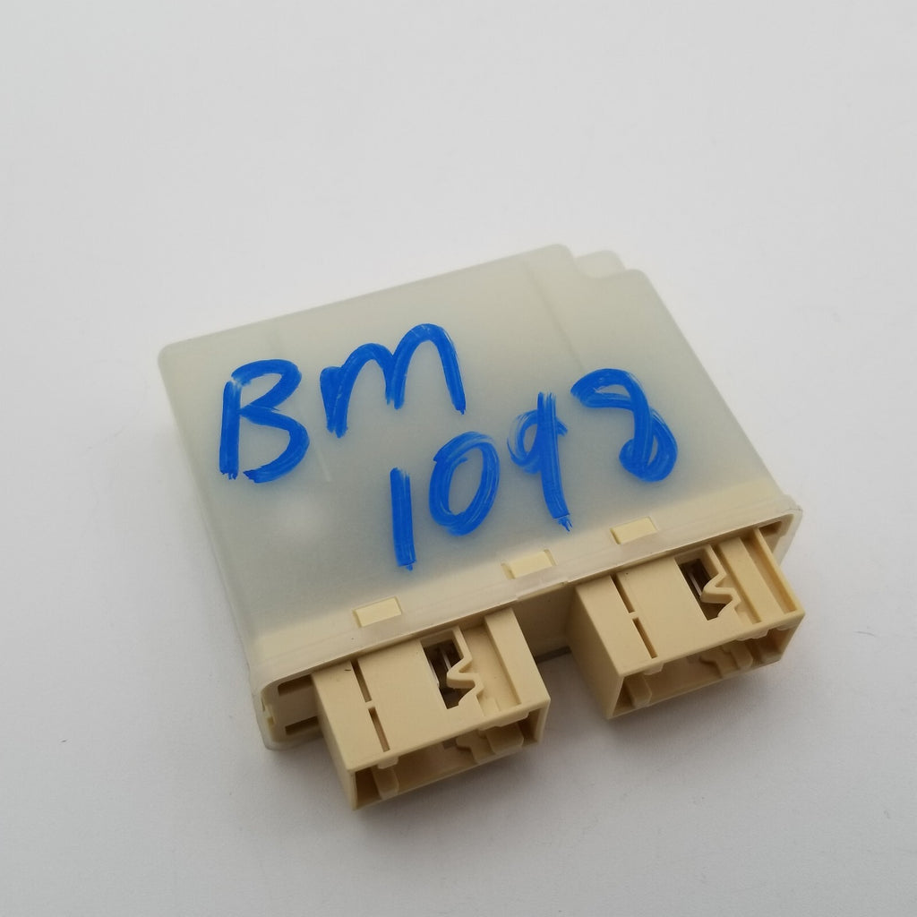2022 - 2025 BMW 3 4 5 G20 G26 G30 USS Ultra Sonic Parking Sensor Module 5B3A594