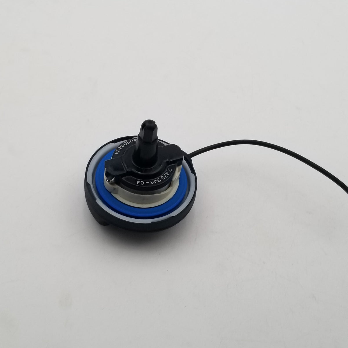 2019- 2023 BMW F98 F97 M5 M8 X4 X3 GAS FUEL TANK CAP FILLER 7470341