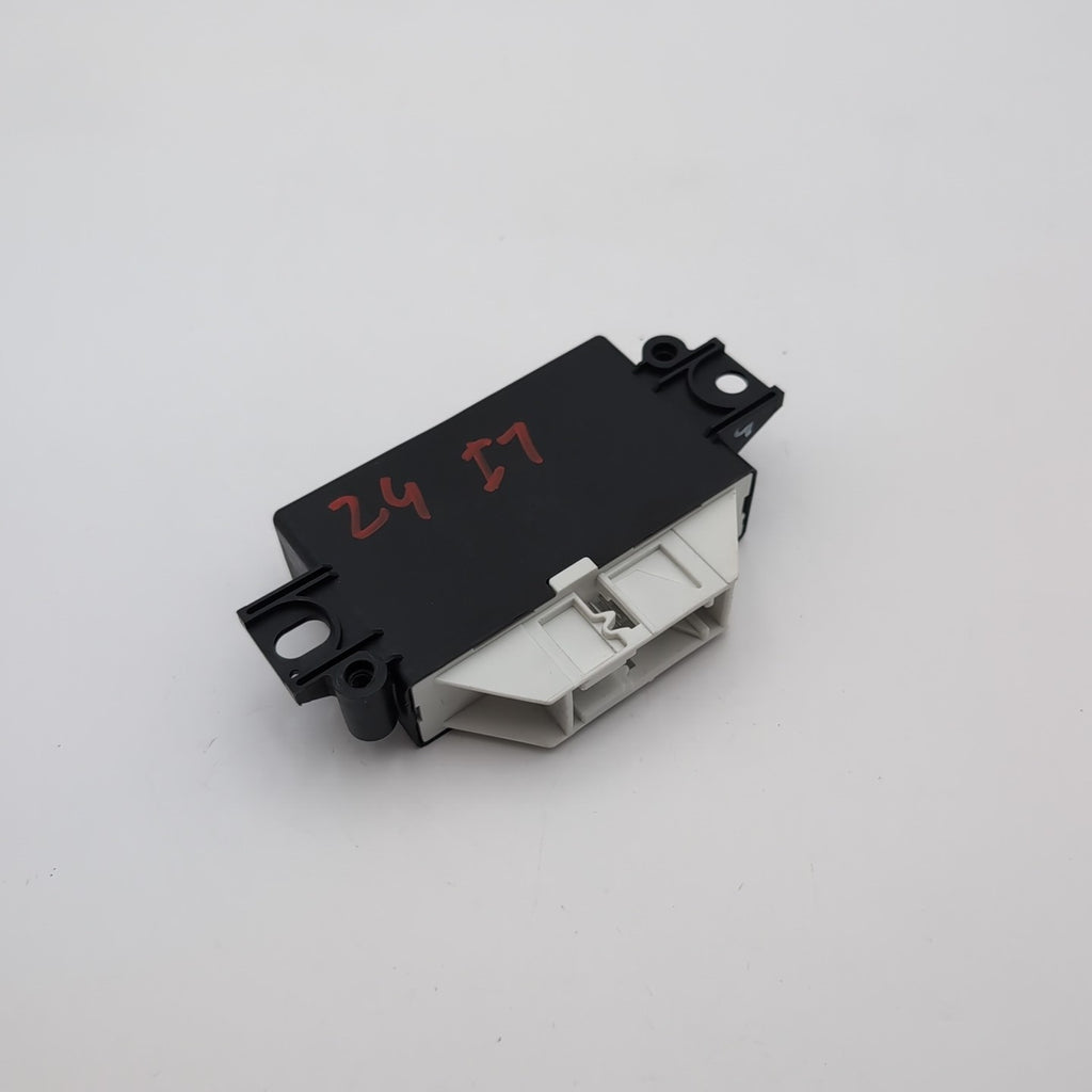 2024 2025 BMW i7 G70 PDC Parking Ultra Sonic Sensor Control Module 5B41AD4