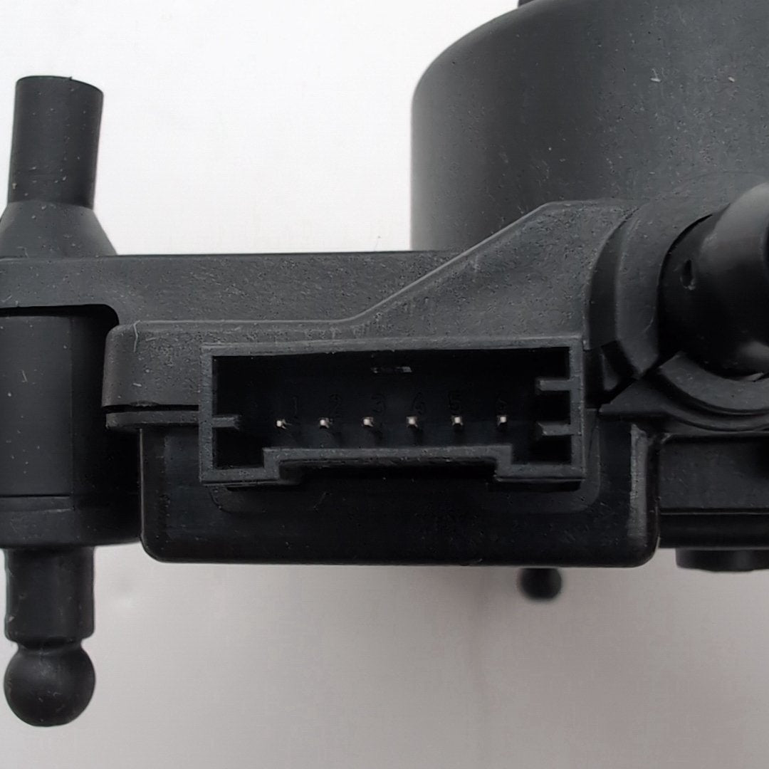 2019 - 2026 BMW X5 X7 Trunk Lid Tailgate Rear Left Trunk Latch Actuator Motor