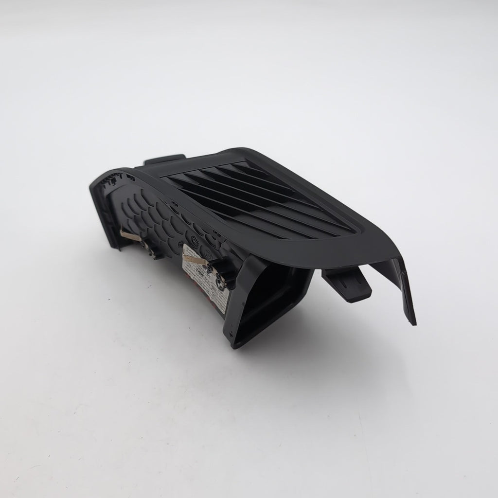 2014- 2021 BMW i3 I01 Hybrid Front Right Passenger Side Air Heat Cooling Vent