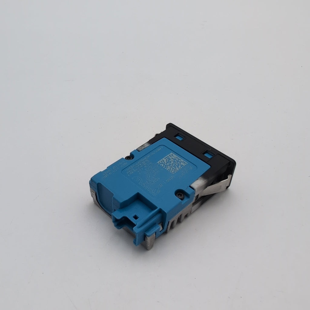 2019 - 2026 BMW G20 G21 G22 G26 G15 G30 G42 X3 Single USB Socket Port 5B51C70