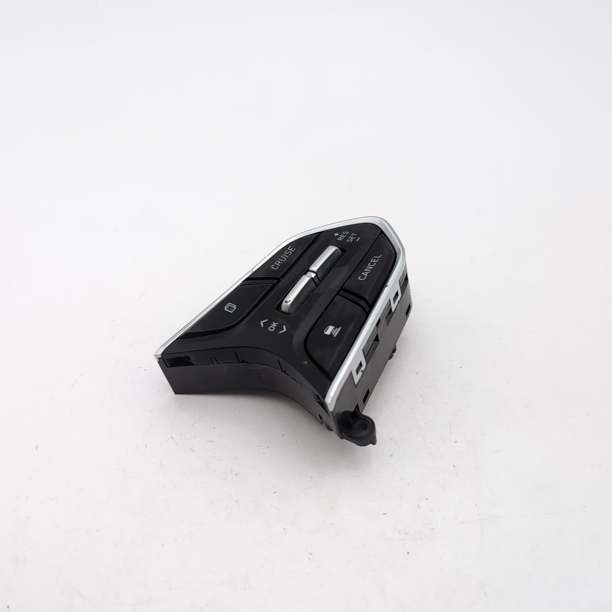 2020-2022 HYUNDAI PALISADE STEERING RING RIGHT CRUISE CONTROL SWITCH OEM