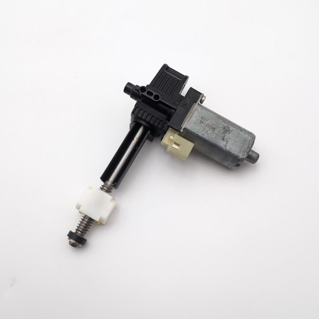 2024 2025 BMW IX I20 ELECTRIC STEERING COLUMN MOTORS PAIR 0390207130 0390207131