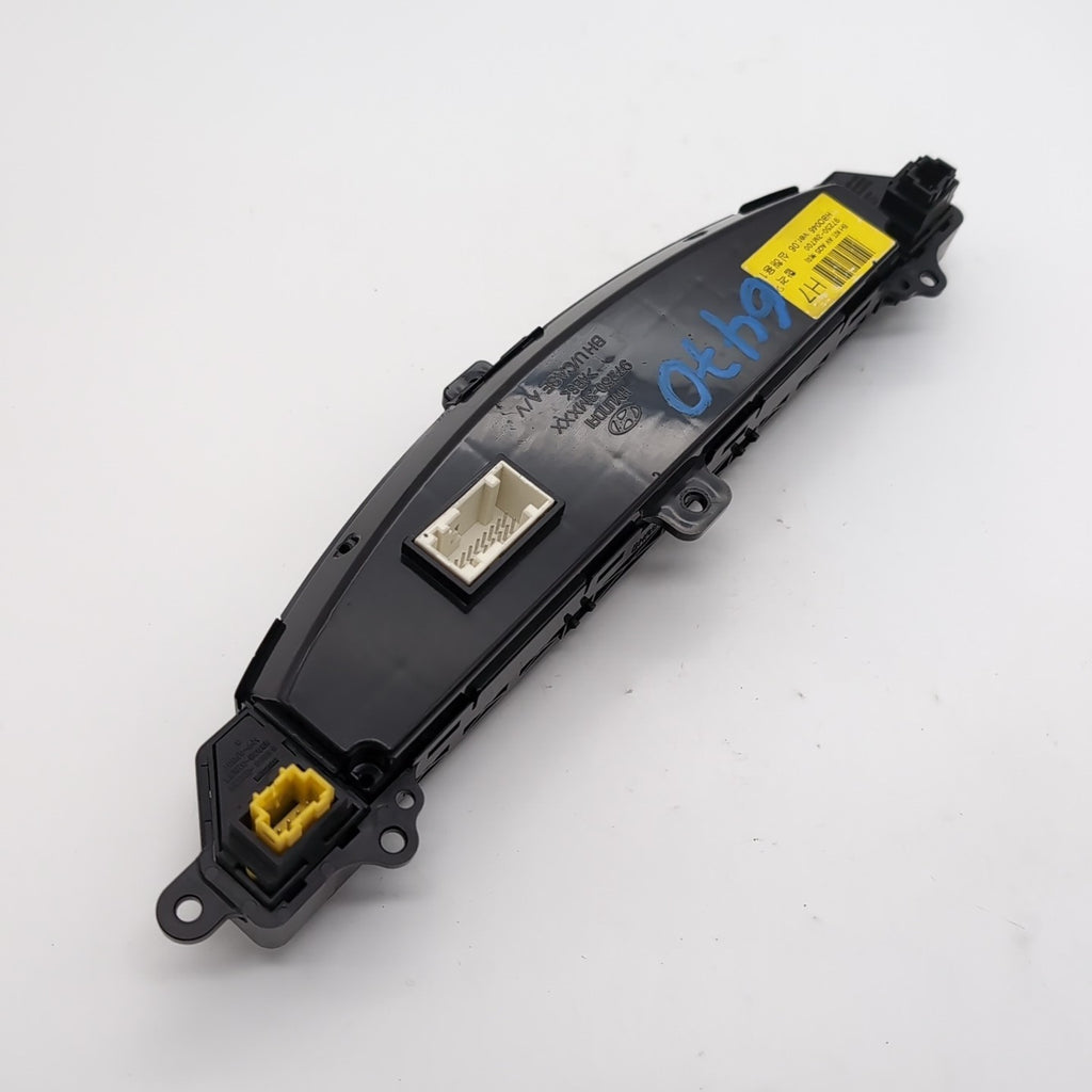 2009 2010 2011 2012 2013 2014 HYUNDAI GENESIS AC Control OEM 972503M700
