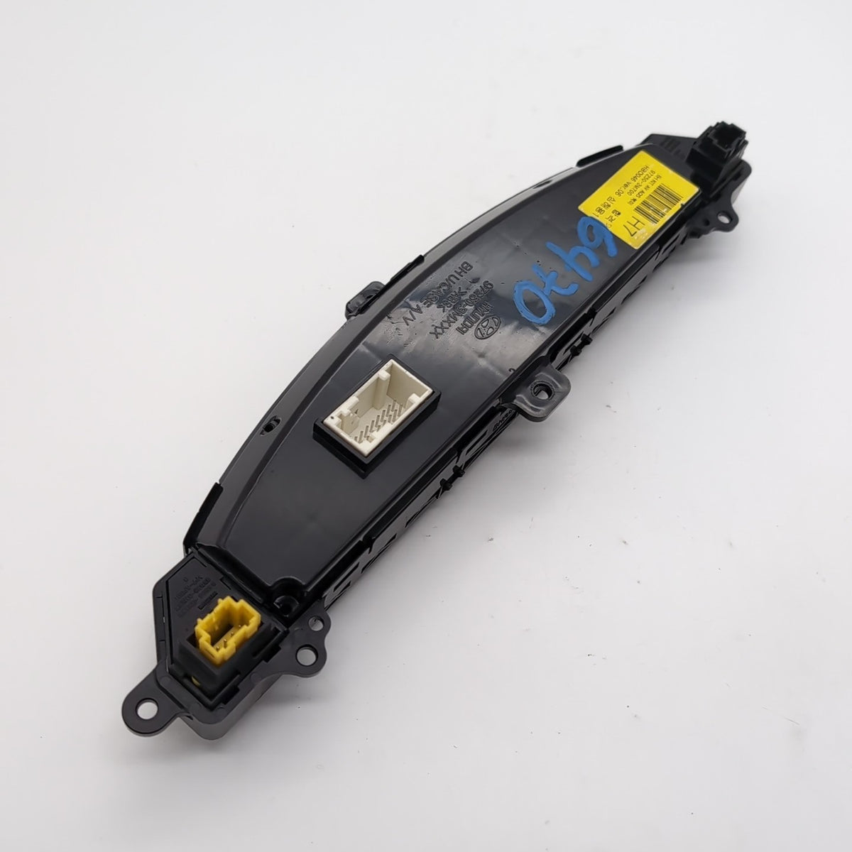 2009 2010 2011 2012 2013 2014 HYUNDAI GENESIS AC Control OEM 972503M700