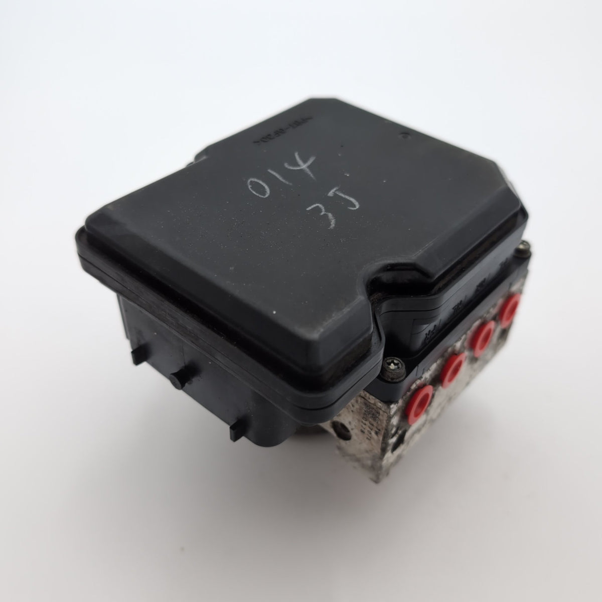 2012 - 2015 Nissan Rogue ABS Anti Lock Brake Pump Control Unit 47660JM14A