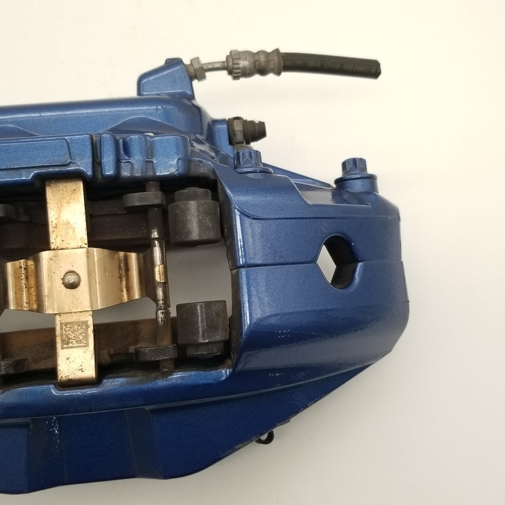 2025 BMW G20 330XI 330I 330e 330eX M240I Front Right Brake Caliper