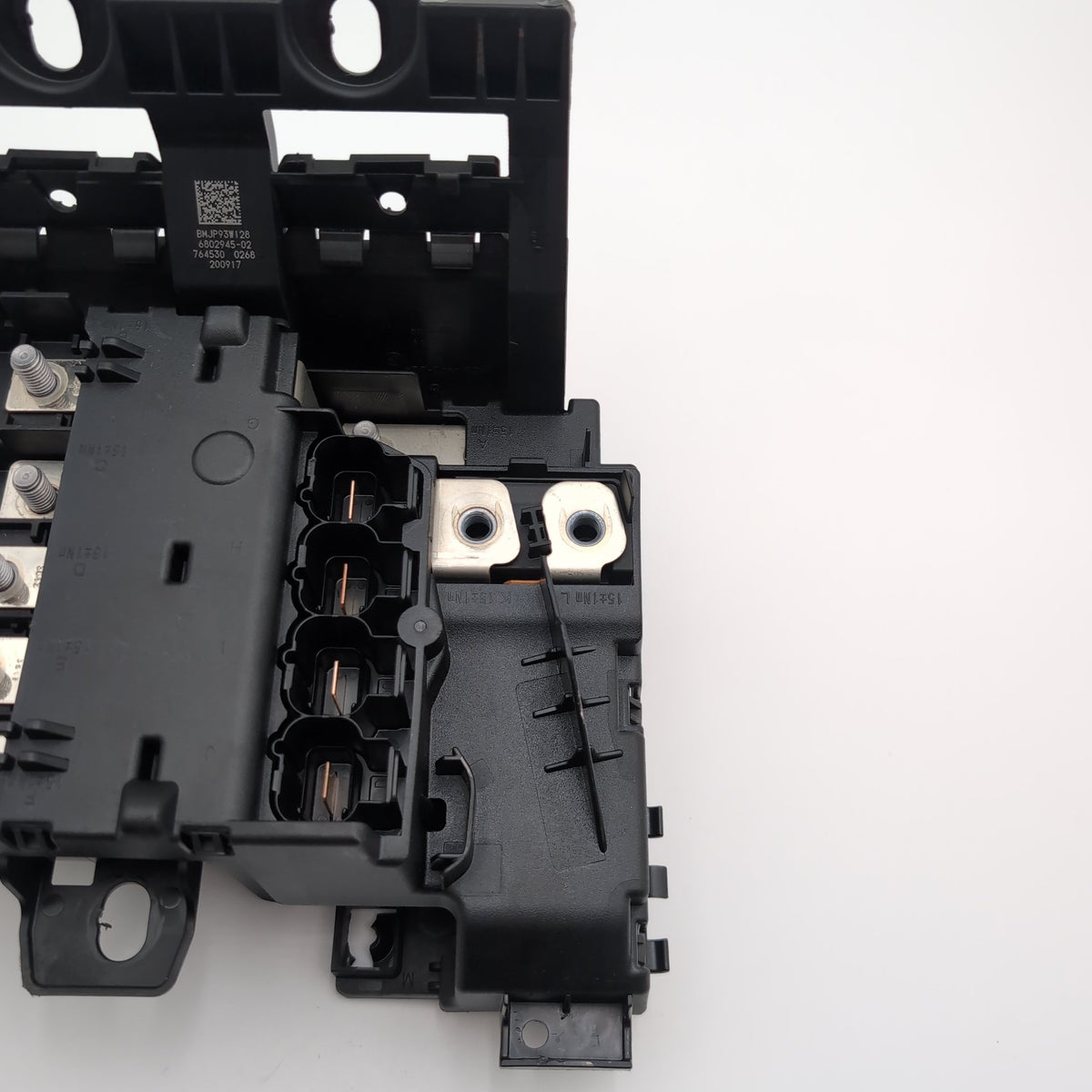 2016 - 2022 BMW 740i 750i 740e G12 Rear Power Distribution B+ Junction Box