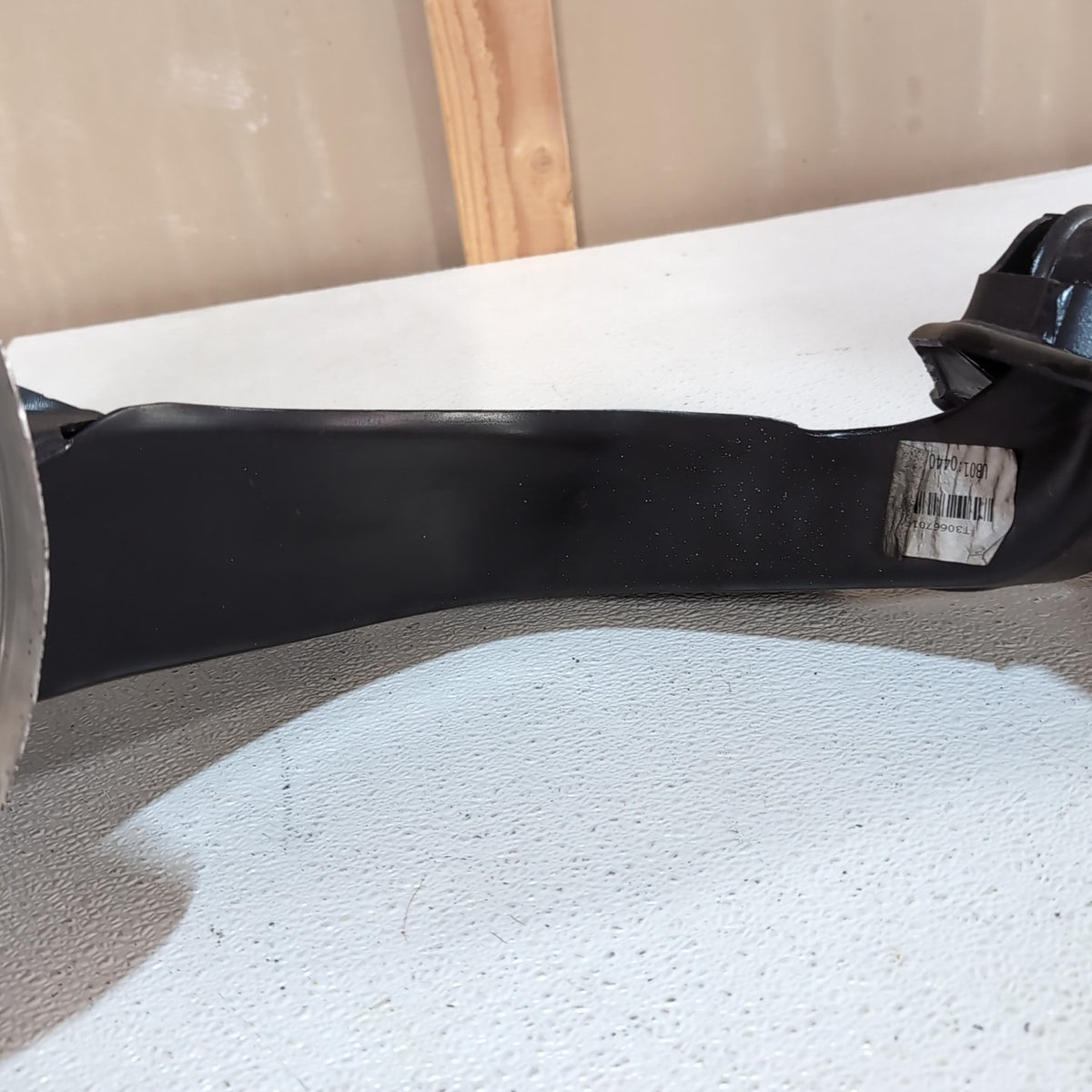 2023 2024 2025 BMW X1 U11 Rear Right Spindle Knuckle Hub Control Arm 6894210