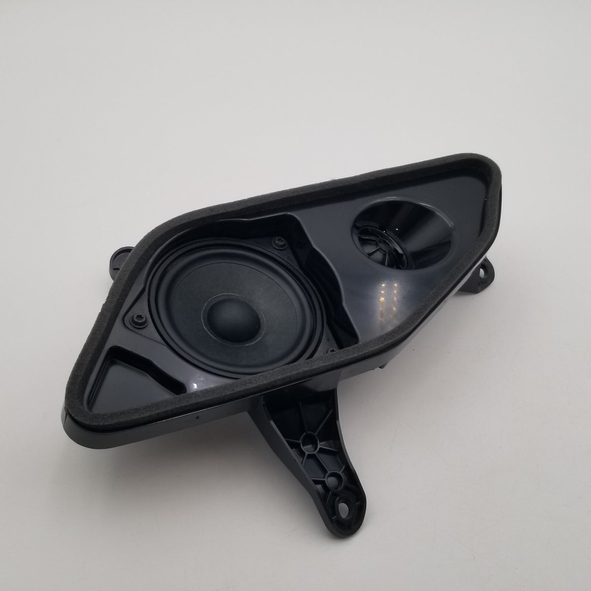 2019 - 2026 BMW X5 Rear Right D Pillar Harman Kardon Speaker Tweeter 2622520