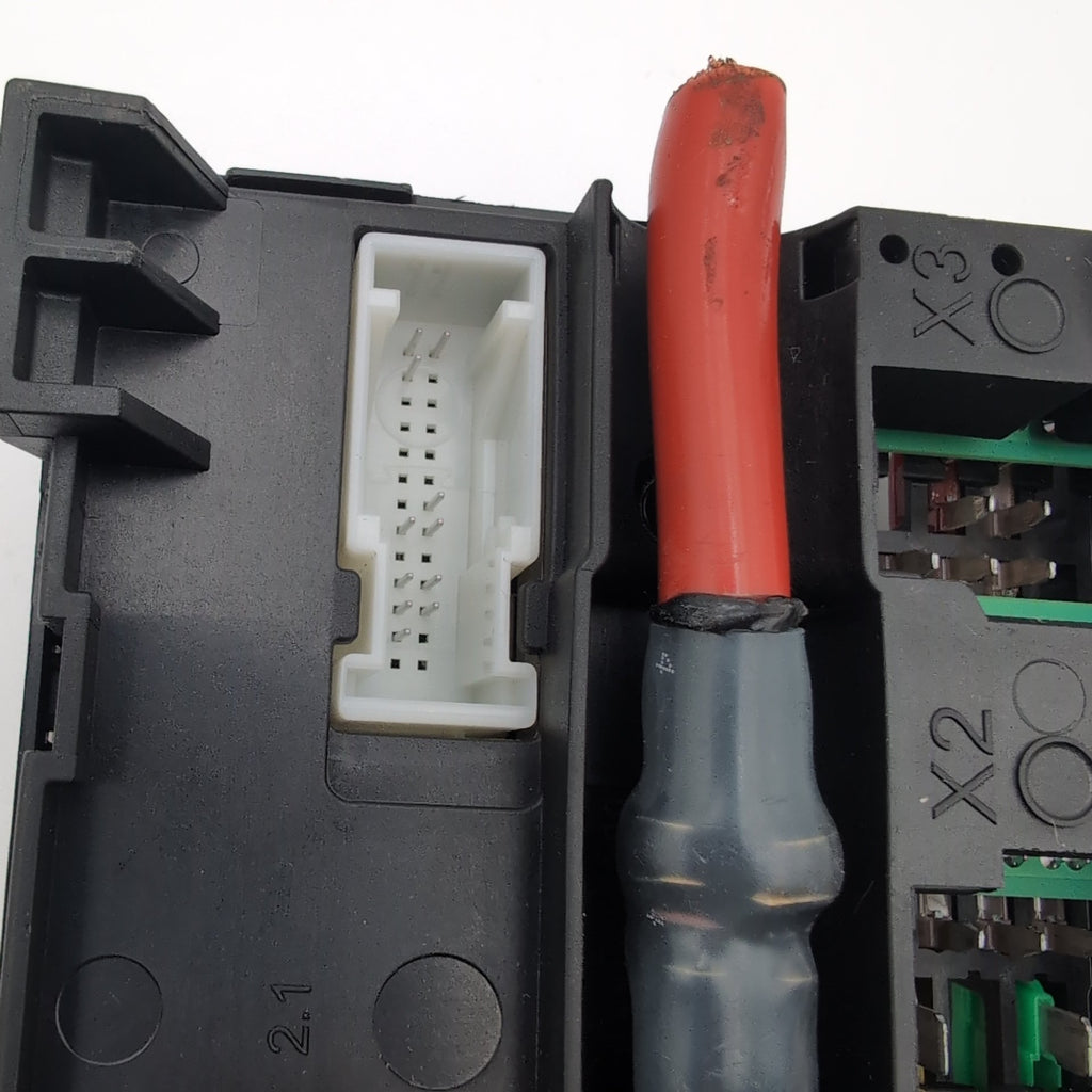 2022 - 2026 BMW 330i G20 G42 Rear Power Distribution Fuse Box 5A4CFB0