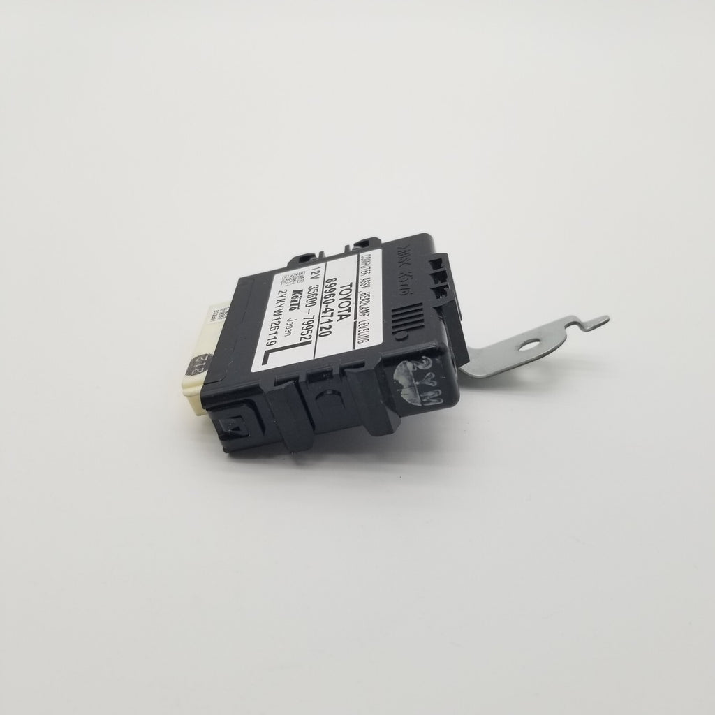 2012 2013 Toyota Prius Headlamp Leveling Control Module 89960-47120 OEM
