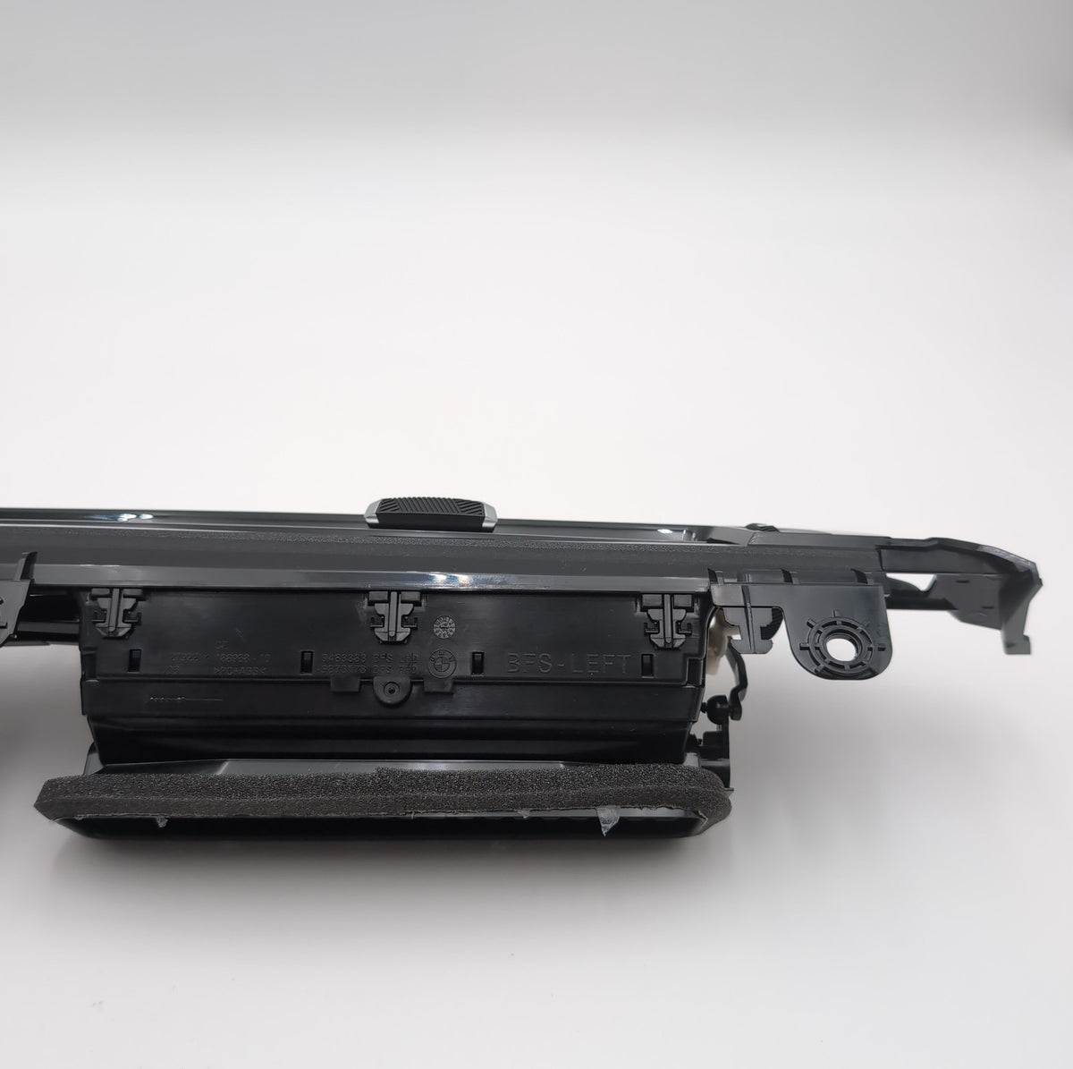 2023 2024 2025 BMW X2 U10 X1 U11 Center Dash Fresh Air Vent Grille 9483383 OEM