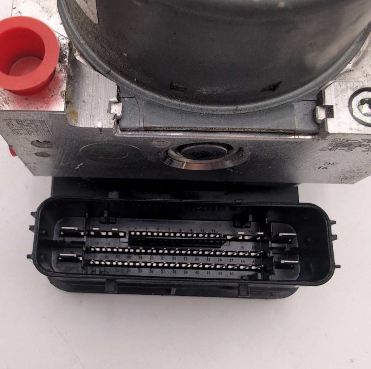 2019 2020 Ford Focus 1.5L ABS Anti Lock Brake Pump Control Unit KG9C-2B373-LD