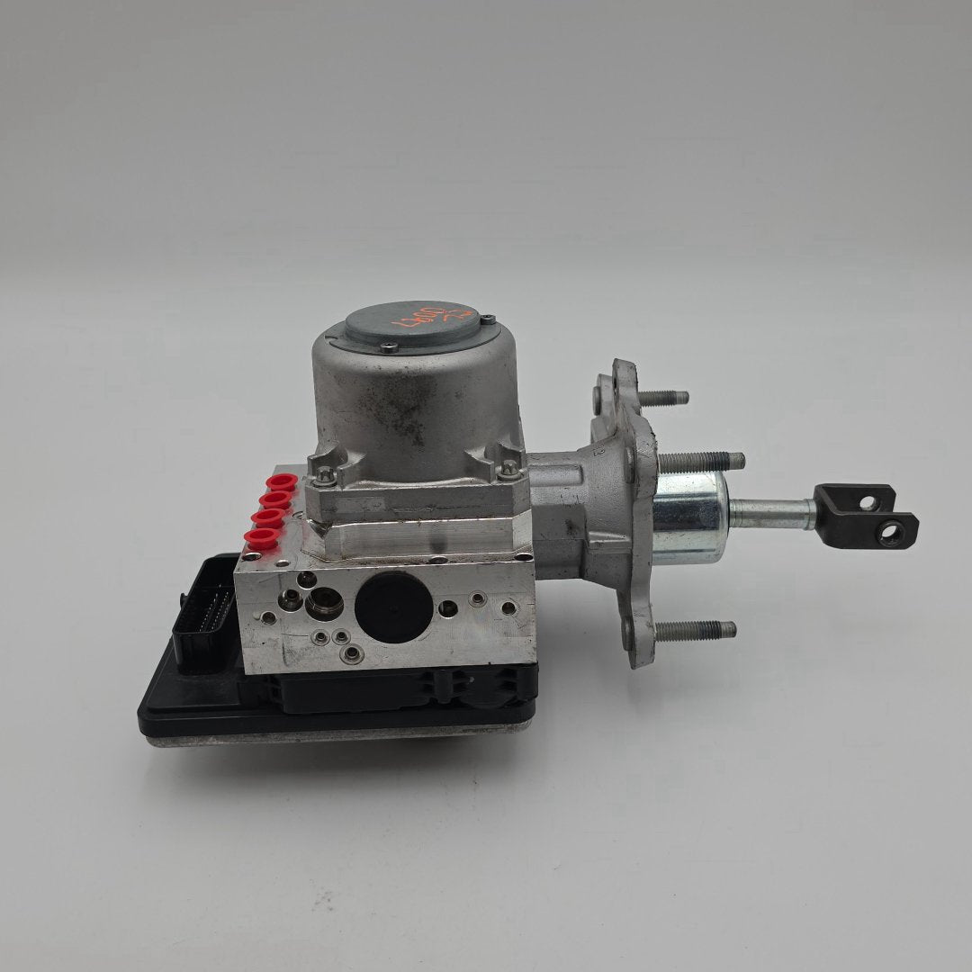 2021 2022 2023 Chevrolet Silverado 1500 Master Cylinder ABS Brake Booster 85122947