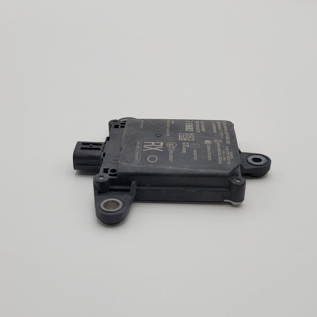 2016 - 2019 LEXUS RX350 REAR LEFT RIGHT BLIND SPOT RADAR SENSOR 881620E060