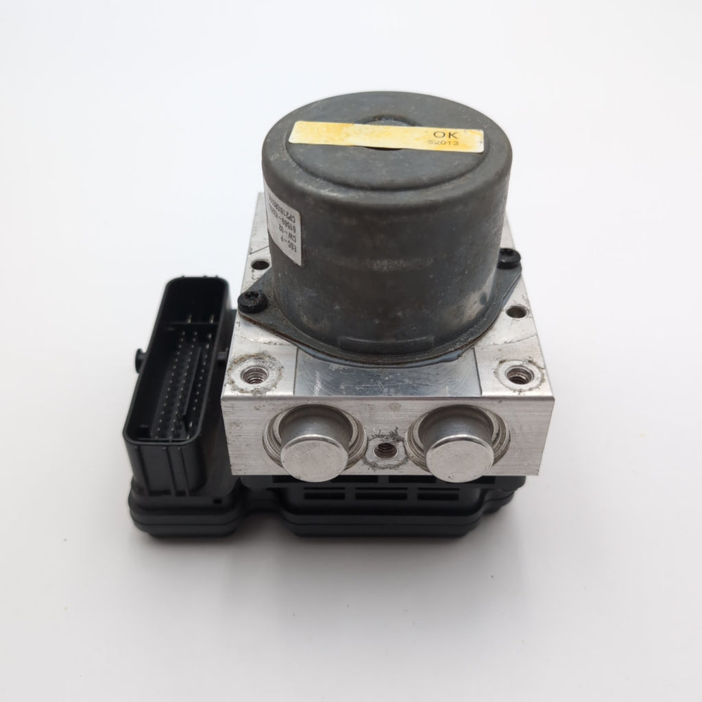 2019 2020 Hyundai Santa Fe ABS Anti Lock Brake Pump Control Unit 58900-S2650