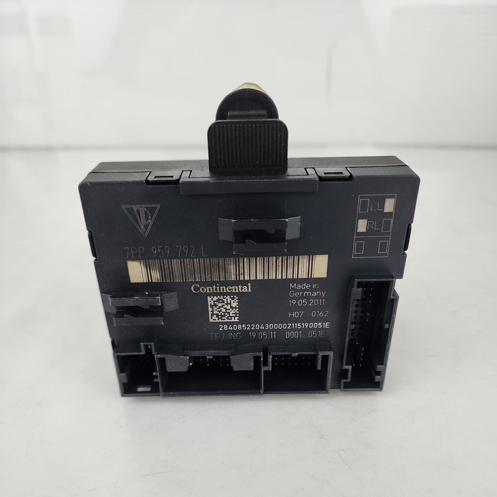 2011-2017 Fits Porsche Cayenne 958 Front Right Side Door Computer Control Module